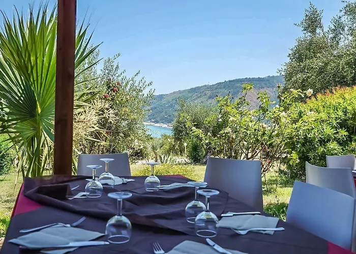 Le Rosette Üdülőközpont 4*