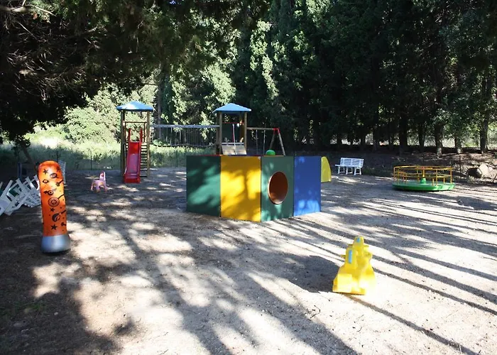 Üdülőközpont Le Rosette 4*