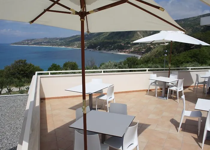 Üdülőközpont Le Rosette Parghelia