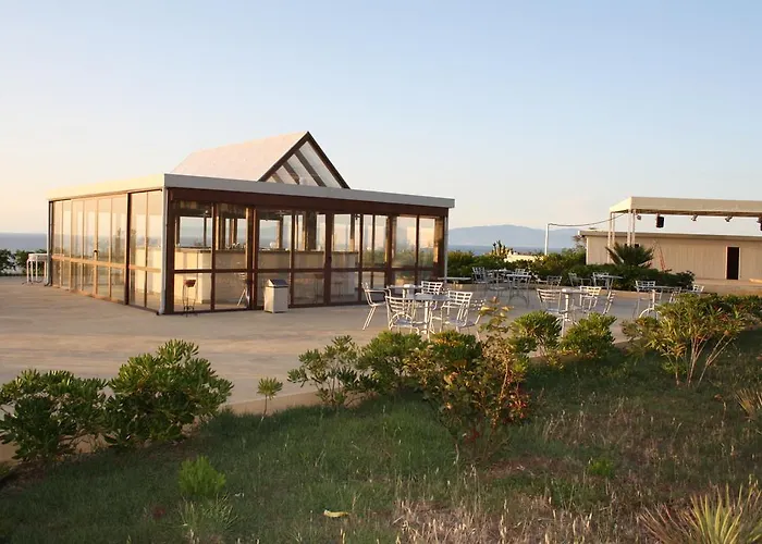 Üdülőközpont Le Rosette 4*